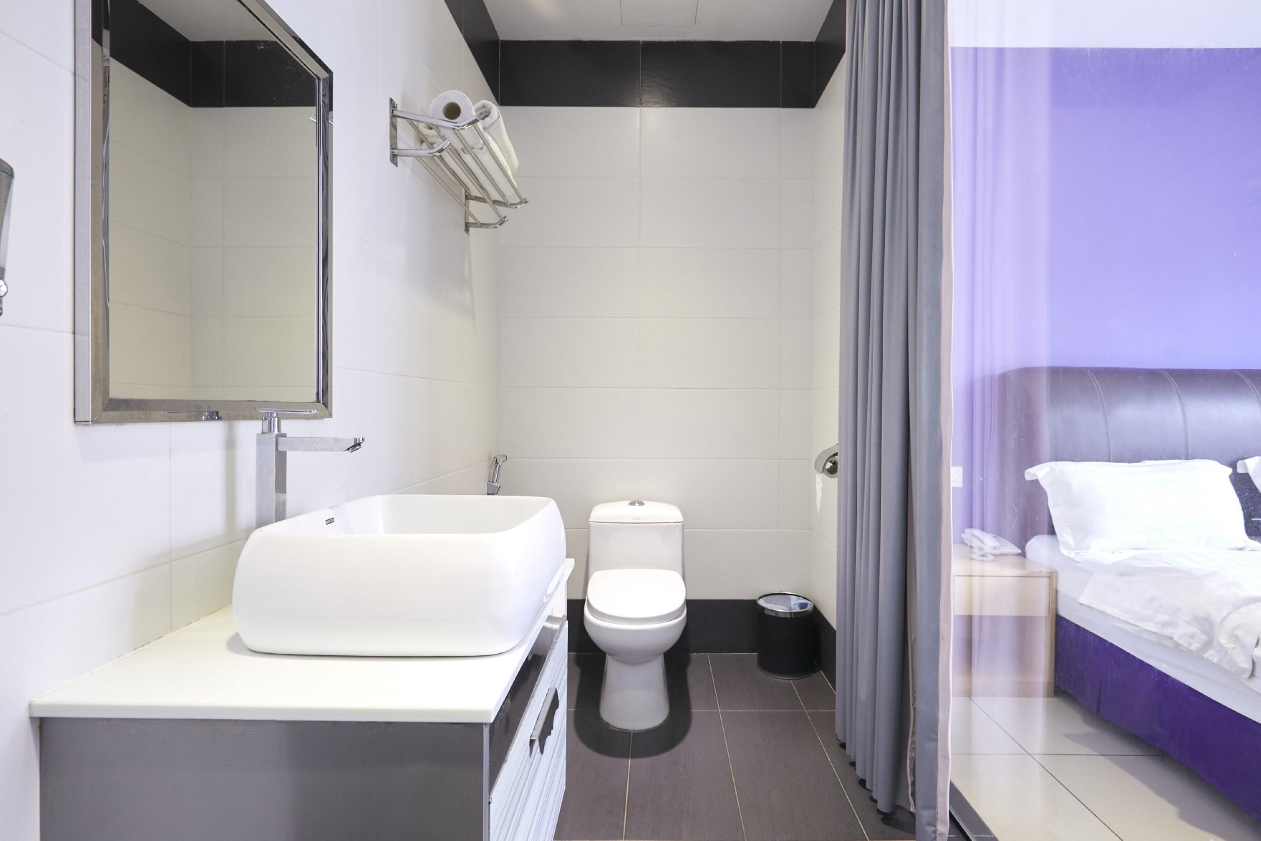 East Sun Hotel Sekincan Kültér fotó