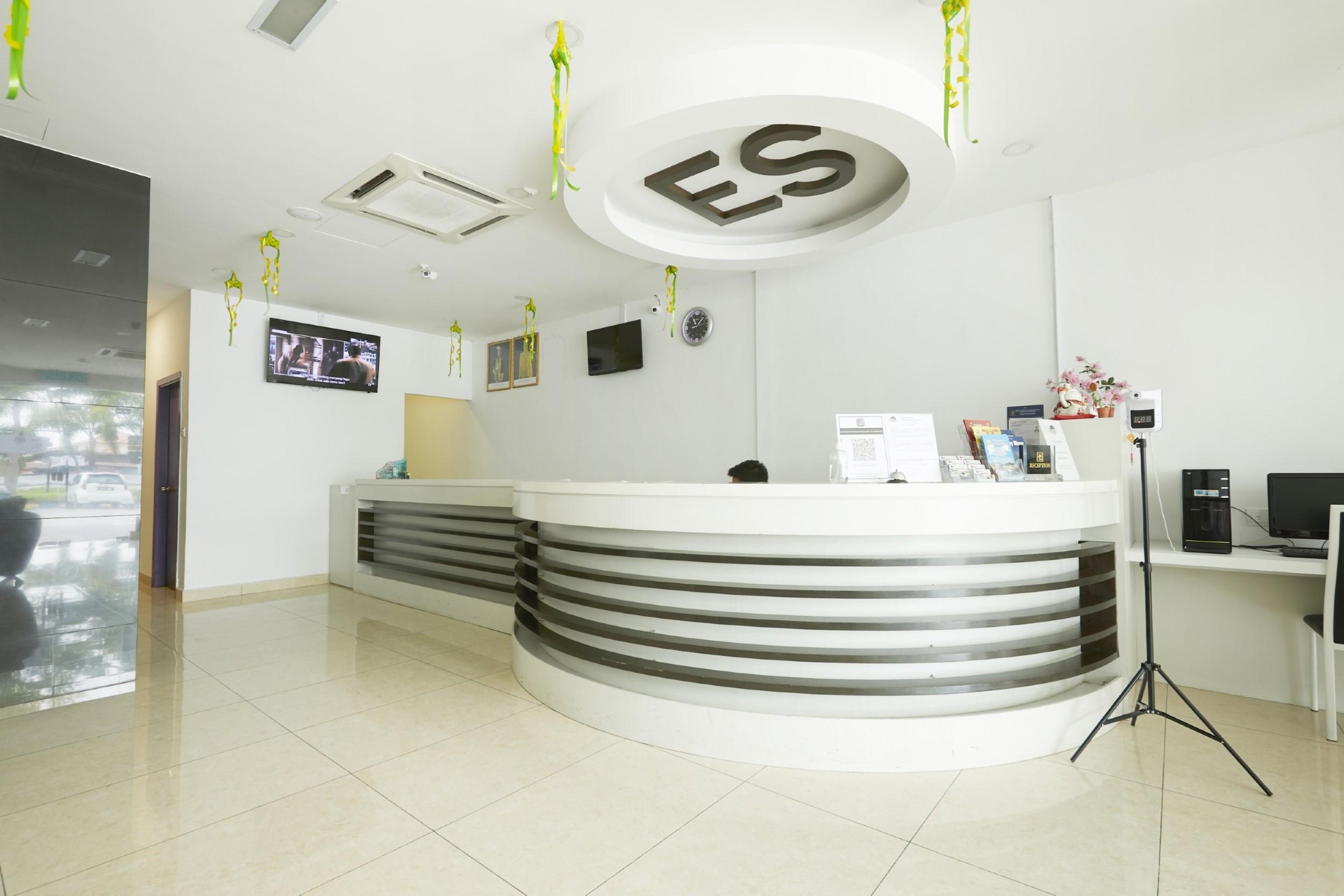 East Sun Hotel Sekincan Kültér fotó